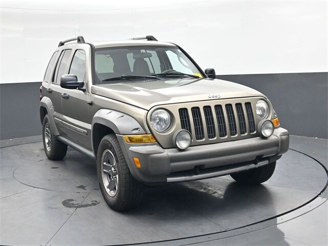 2006 Jeep Liberty Renegade photo 2