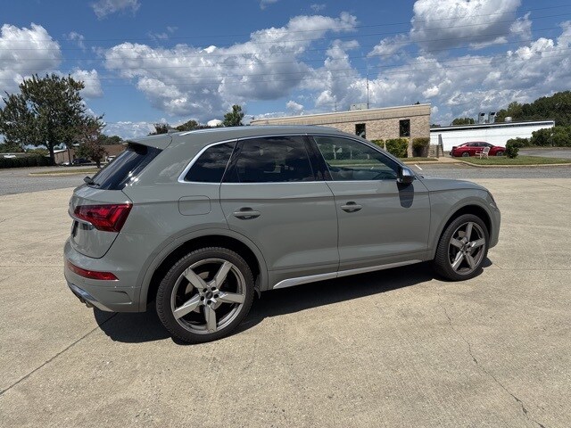2022 Audi SQ5 Premium Plus photo 4