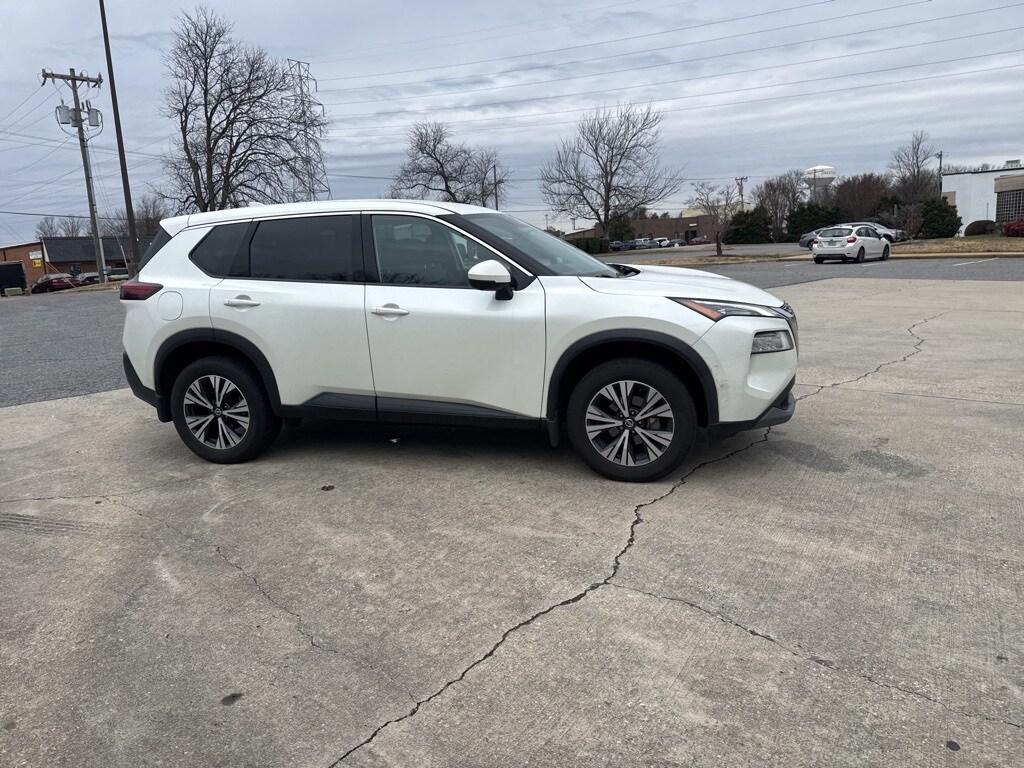 Used 2021 Nissan Rogue SV SUV
