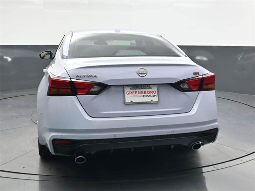 Certified 2025 Nissan Altima SR Sedan