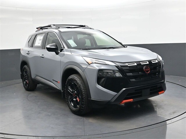 2026 Nissan Rogue SV photo 2
