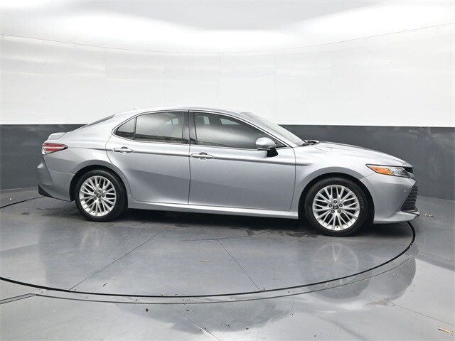 2018 Toyota Camry L photo 3