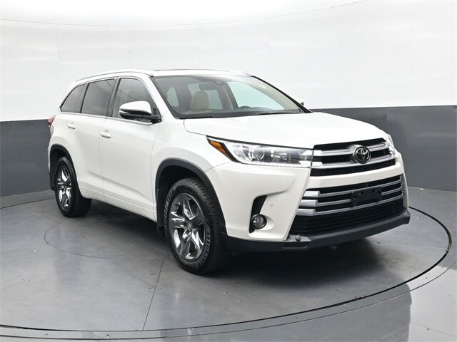 2018 Toyota Highlander Limited photo 2