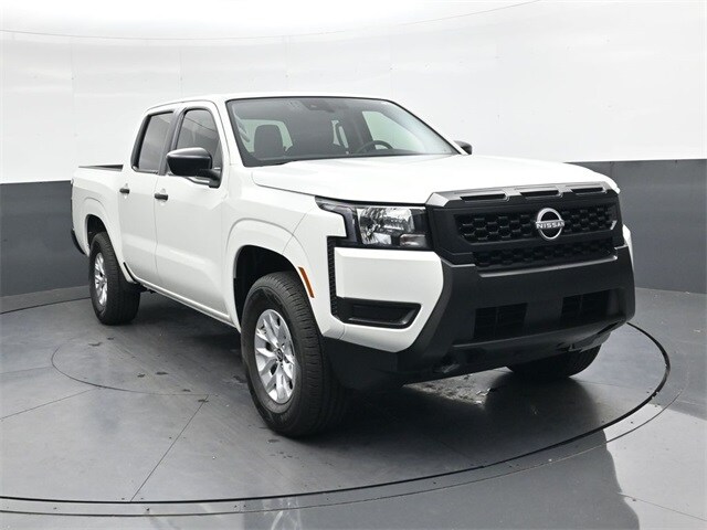 2025 Nissan Frontier S photo 2