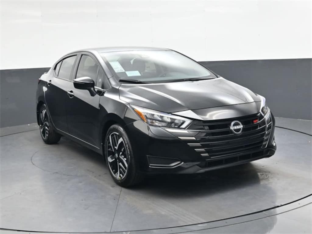 New 2025 Nissan Versa 1.6 SR Sedan