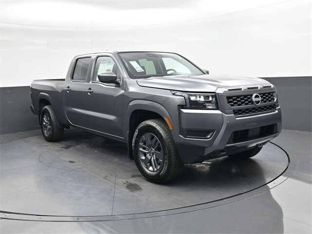 2026 Nissan Frontier SV photo 2