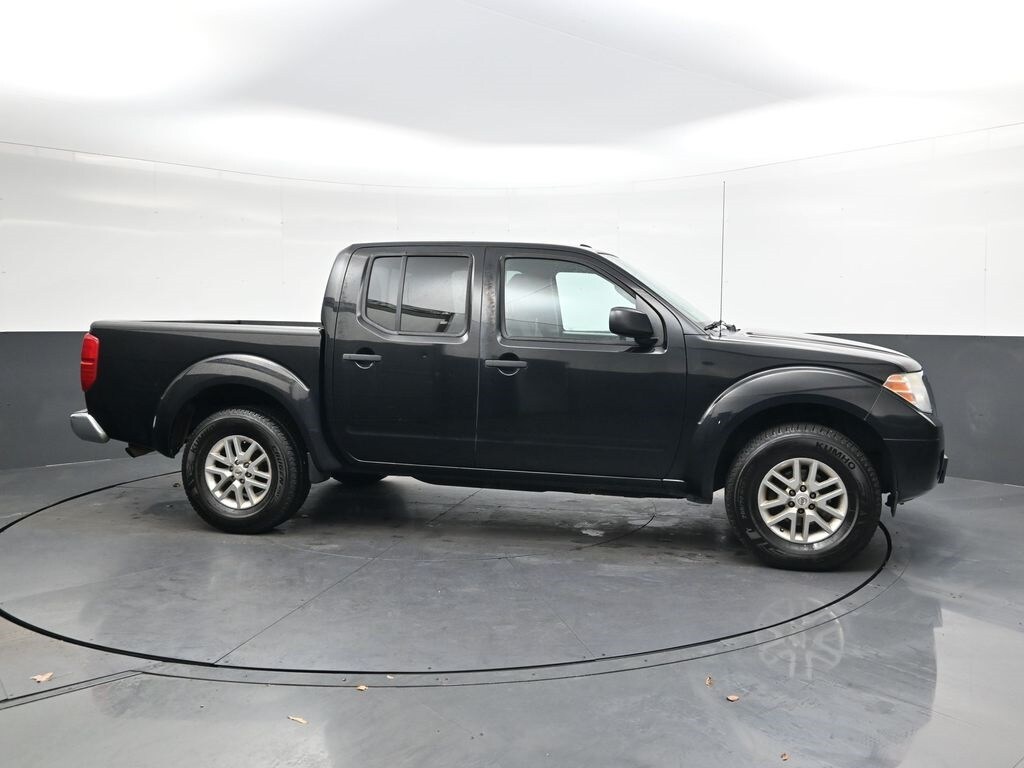 Used 2016 Nissan Frontier SV Truck Crew Cab