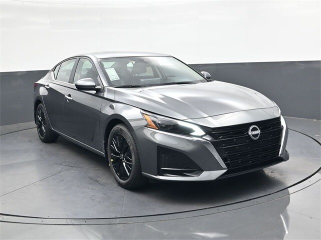 2025 Nissan Altima SV Special Edition photo 2