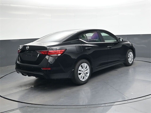 2025 Nissan Sentra S photo 2