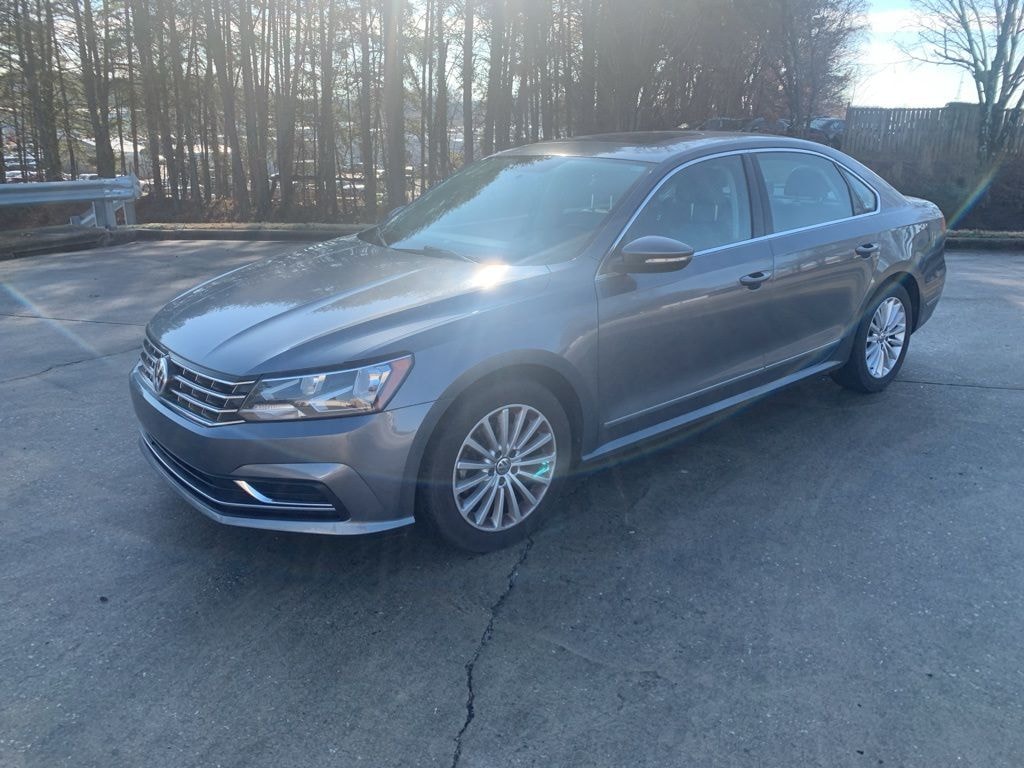 Used 2016 Volkswagen Passat 1.8T SE Sedan