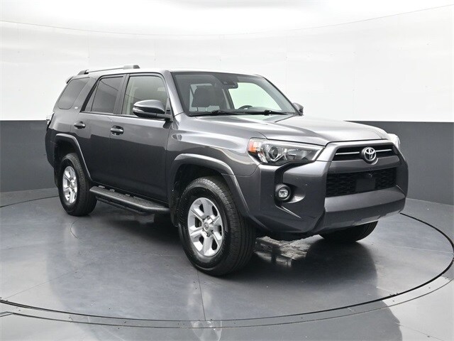 2022 Toyota 4Runner SR5 Premium photo 2