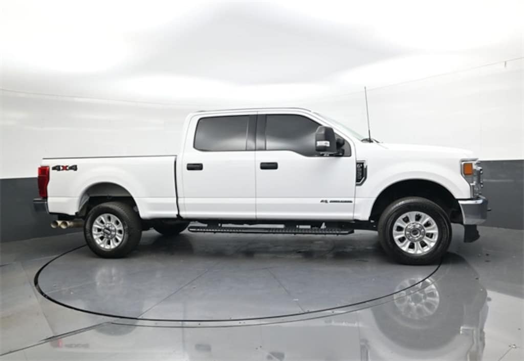 Used 2022 Ford F-250  Truck Crew Cab