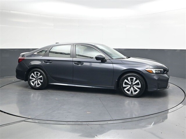 2025 Honda Civic LX photo 3