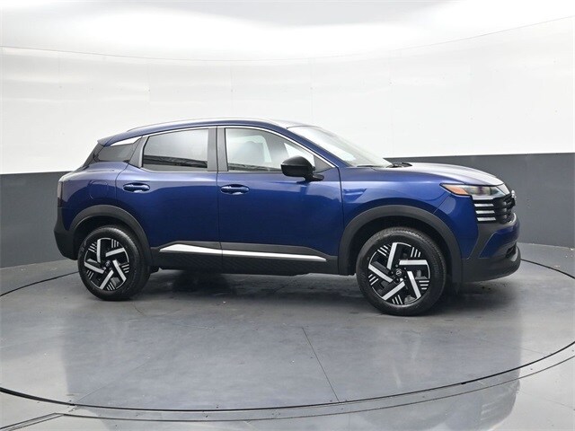2026 Nissan Kicks SV photo 3