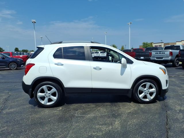 Used 2015 Chevrolet Trax LTZ with VIN KL7CJNSB9FB260123 for sale in Springfield, IL