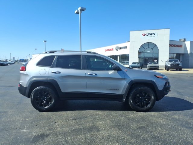 2016 Jeep Cherokee