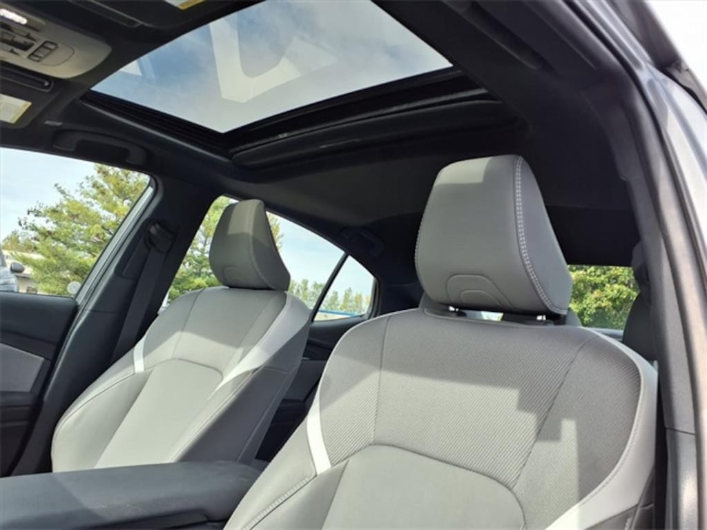 Used 2025 Toyota Camry SE Sedan