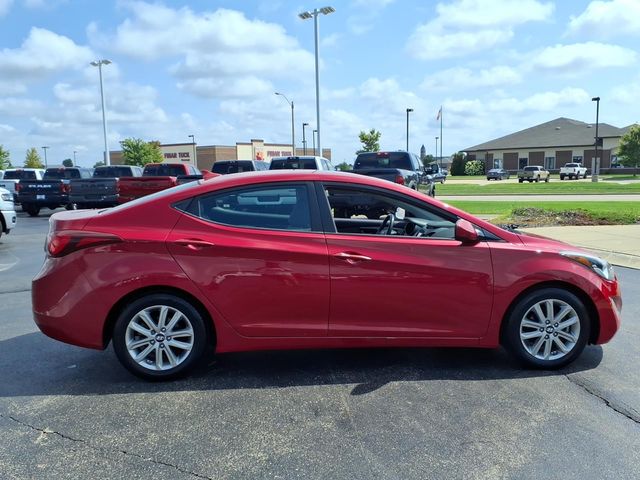 Used 2015 Hyundai Elantra SE with VIN KMHDH4AE1FU249772 for sale in Springfield, IL