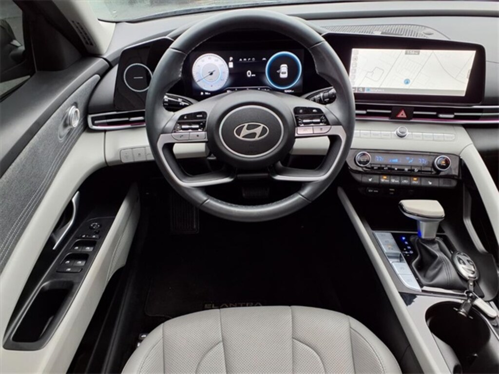 Used 2024 Hyundai Elantra Limited Sedan