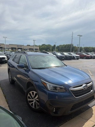 2022 Subaru Outback Premium SUV