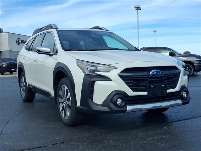 2025 Subaru Outback Touring's photo