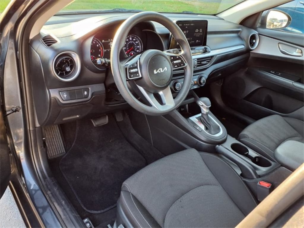 Used 2023 Kia Forte LXS Sedan