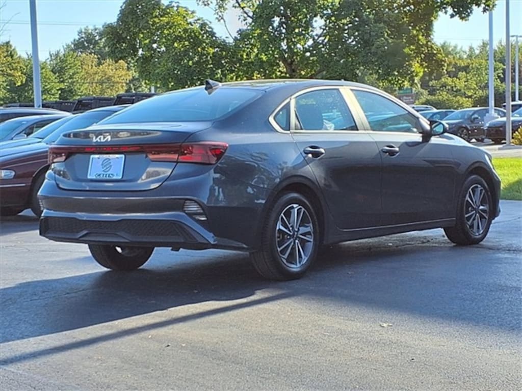 Used 2023 Kia Forte LXS Sedan