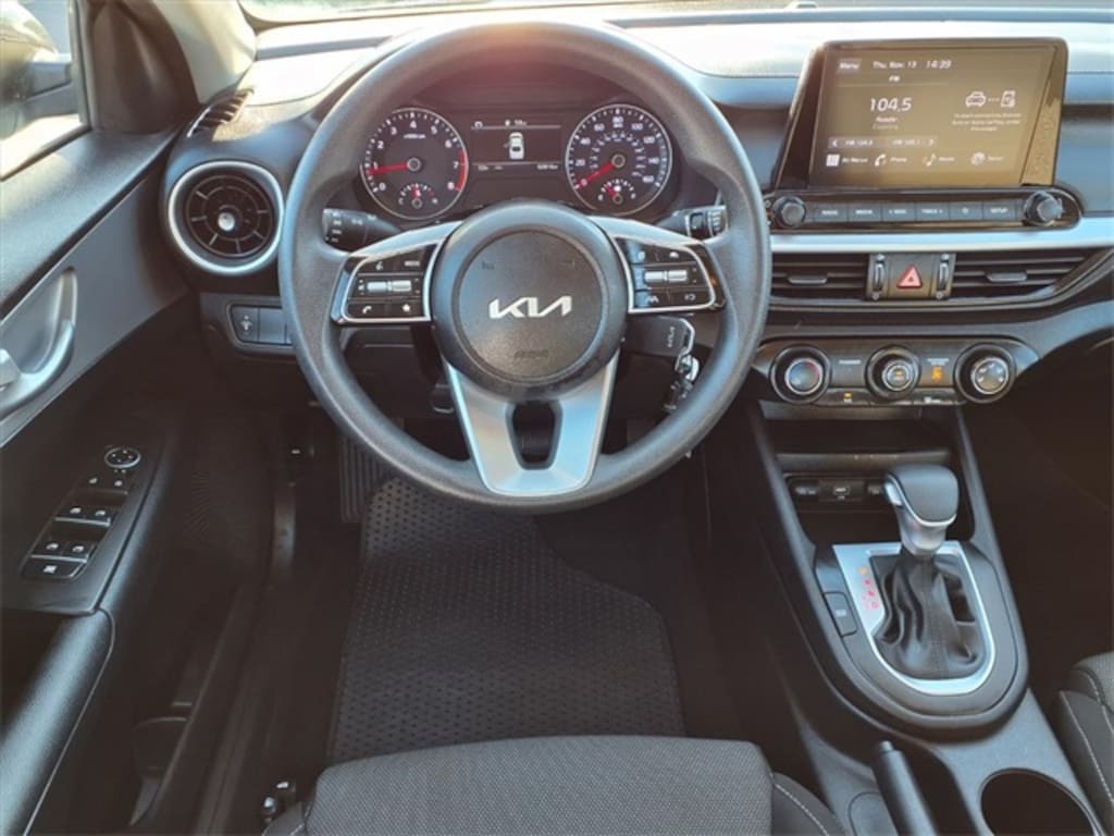 Used 2023 Kia Forte LXS Sedan