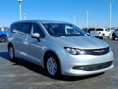 2023 Chrysler Voyager