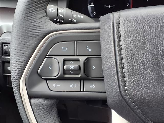 2025 Toyota Tacoma TRD Sport - Photo 16