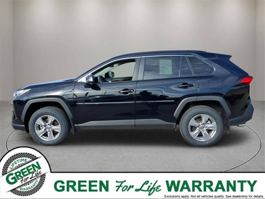 Used 2023 Toyota RAV4 XLE AWD w/ Sunroof Sport Utility