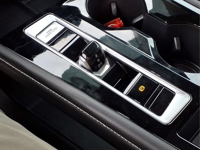 2024 Volkswagen Atlas SEL Premium R-Line - Photo 14