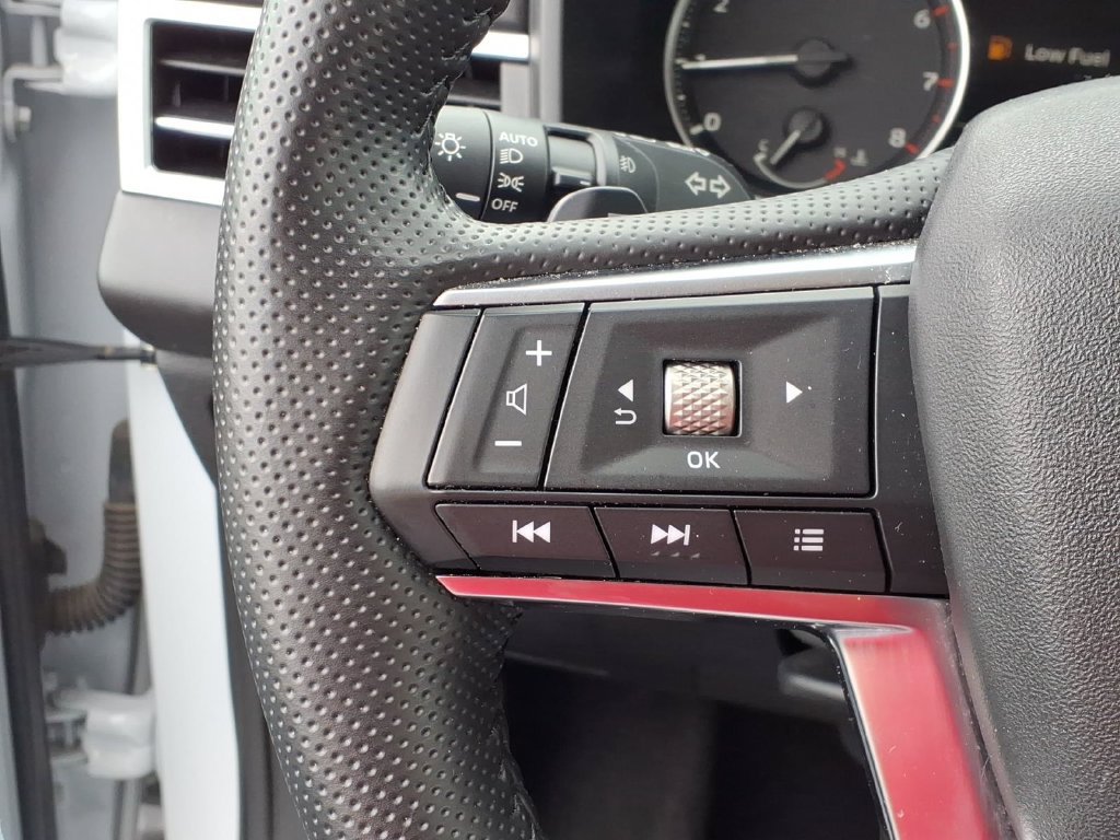 2025 Mitsubishi Outlander SE - Photo 12
