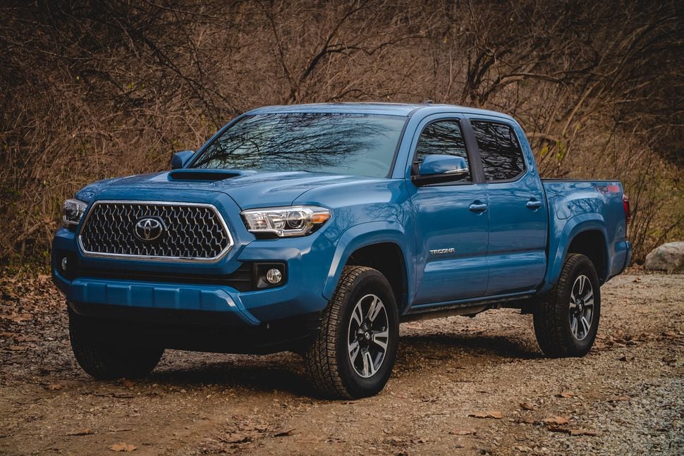 2019 Toyota Tacoma Green Toyota Lincoln, IL