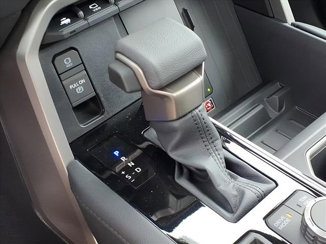 2026 Toyota Tundra Limited - Photo 15