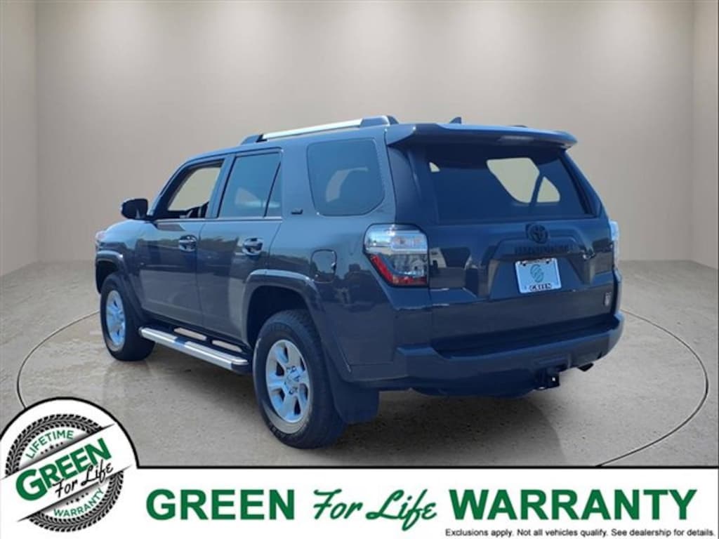 Used 2024 Toyota 4Runner SR5 Premium V6 4x4 w/ Leather, Sunroof, Nav & 3rd Row Sport Utility