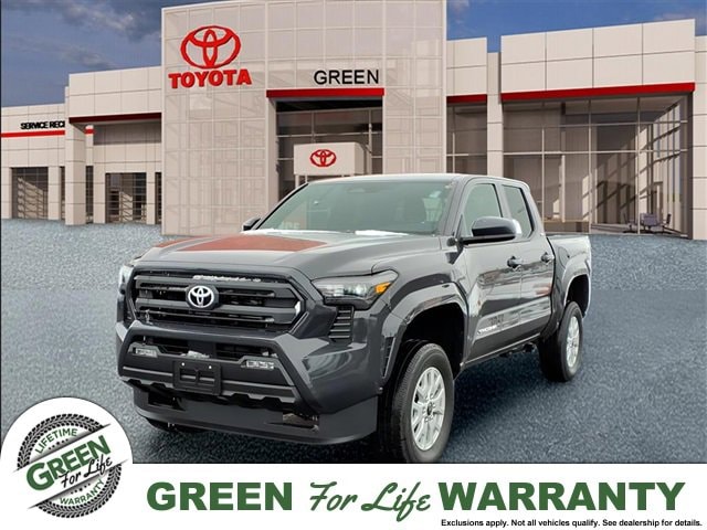 2025 Toyota Tacoma SR5's photo