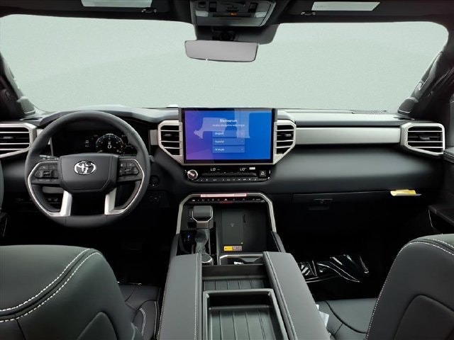 2026 Toyota Tundra Limited - Photo 8