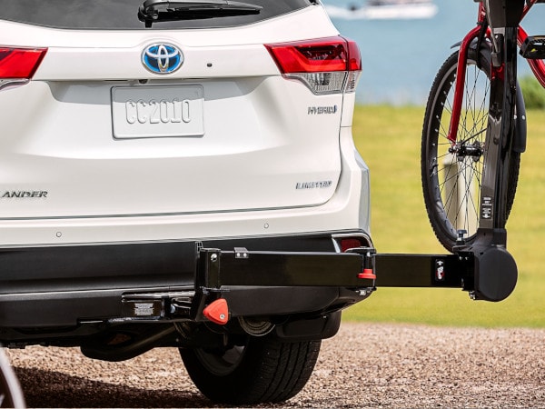 2019 Toyota Highlander towing Springfield, IL