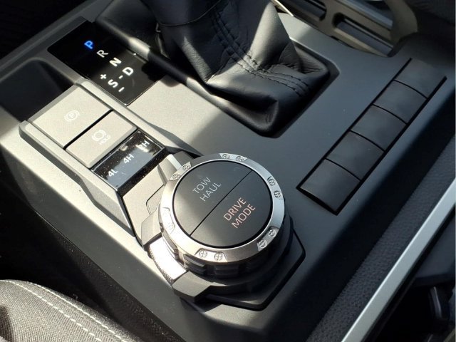 2026 Toyota Tacoma TRD Sport - Photo 12