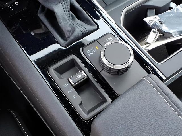 2026 Toyota Tundra Limited - Photo 16