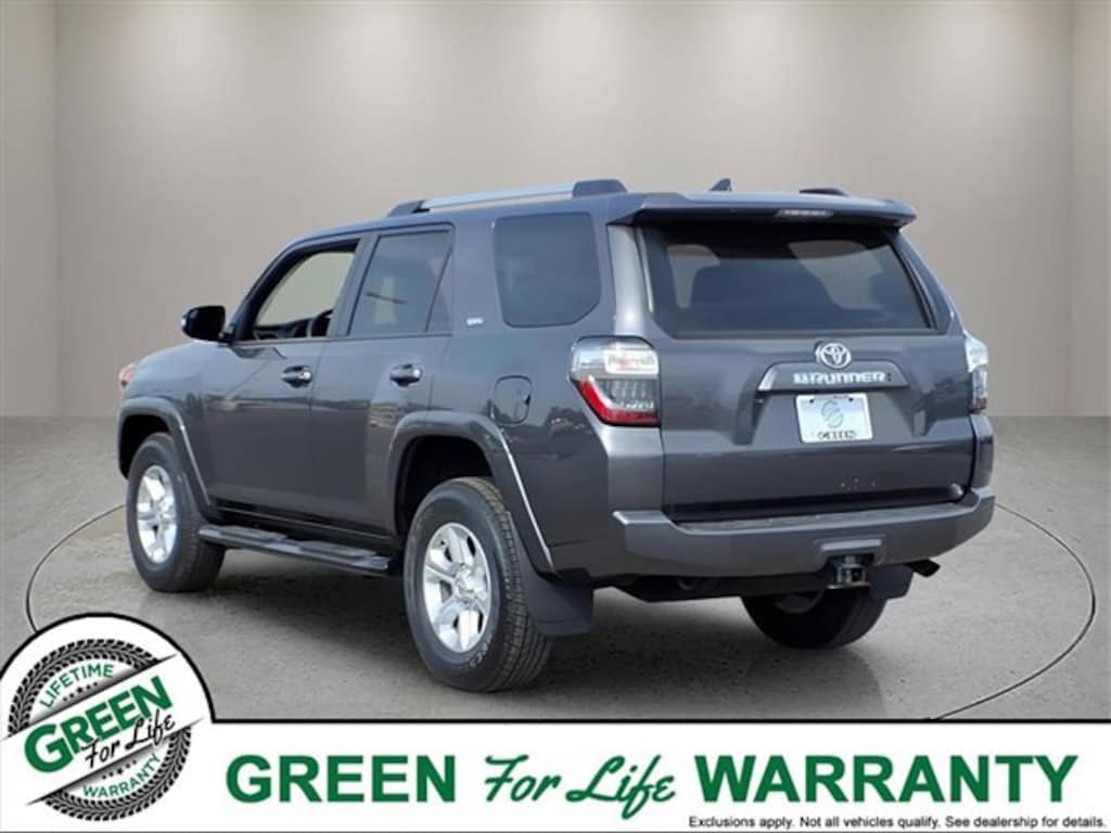 Used 2022 Toyota 4Runner SR5 Premium V6 4x4 w/ Leather, Sunroof & Nav Sport Utility