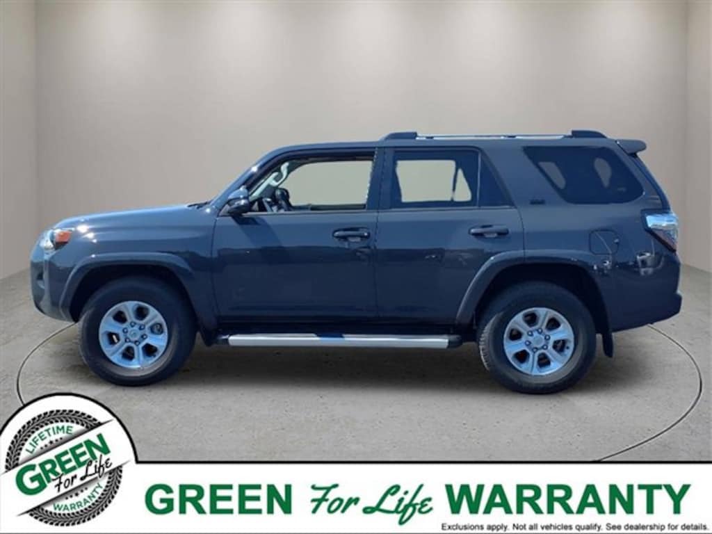 Used 2024 Toyota 4Runner SR5 Premium V6 4x4 w/ Leather, Sunroof, Nav & 3rd Row Sport Utility