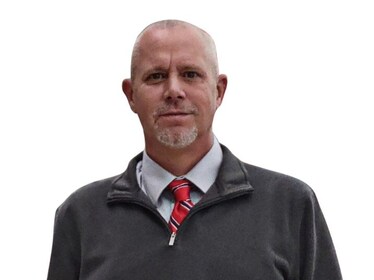 Staff member Jason Voyles from b0145a99d5ae