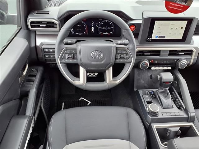2025 Toyota Tacoma TRD Sport - Photo 8