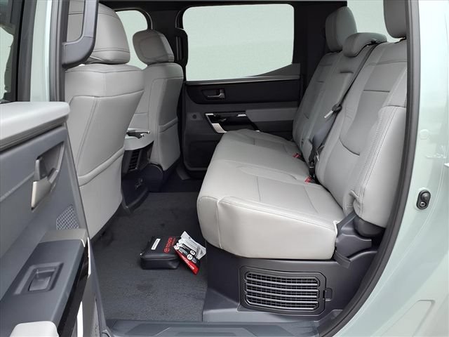 2026 Toyota Tundra Limited - Photo 18