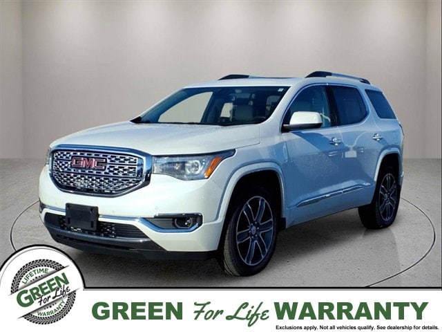 2019 GMC Acadia Denali's photo