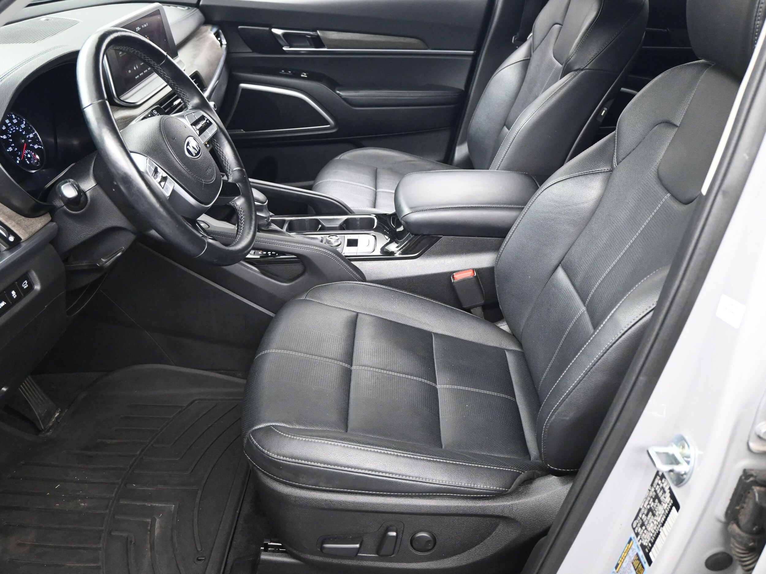 2021 Kia Telluride EX photo 4