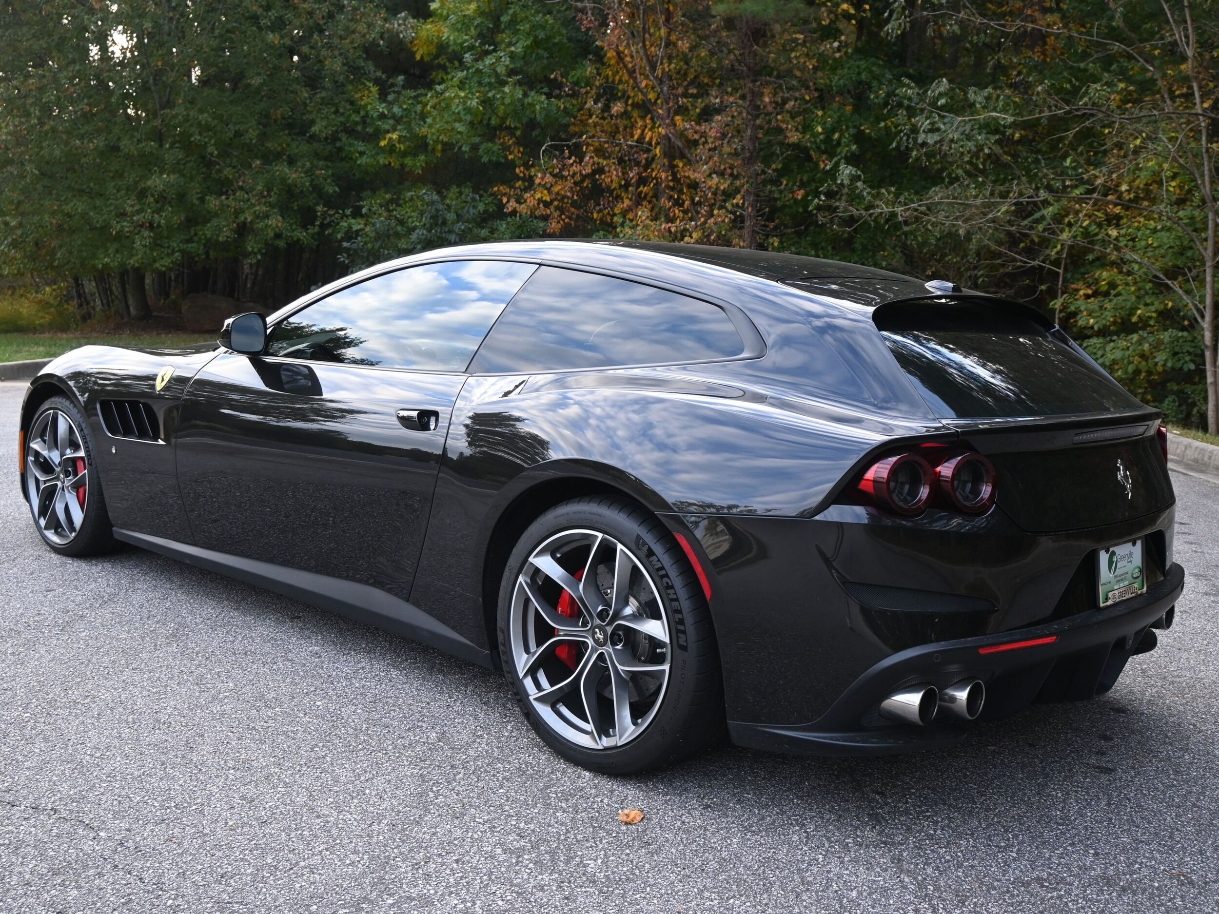 2018 Ferrari GTC4Lusso T photo 2