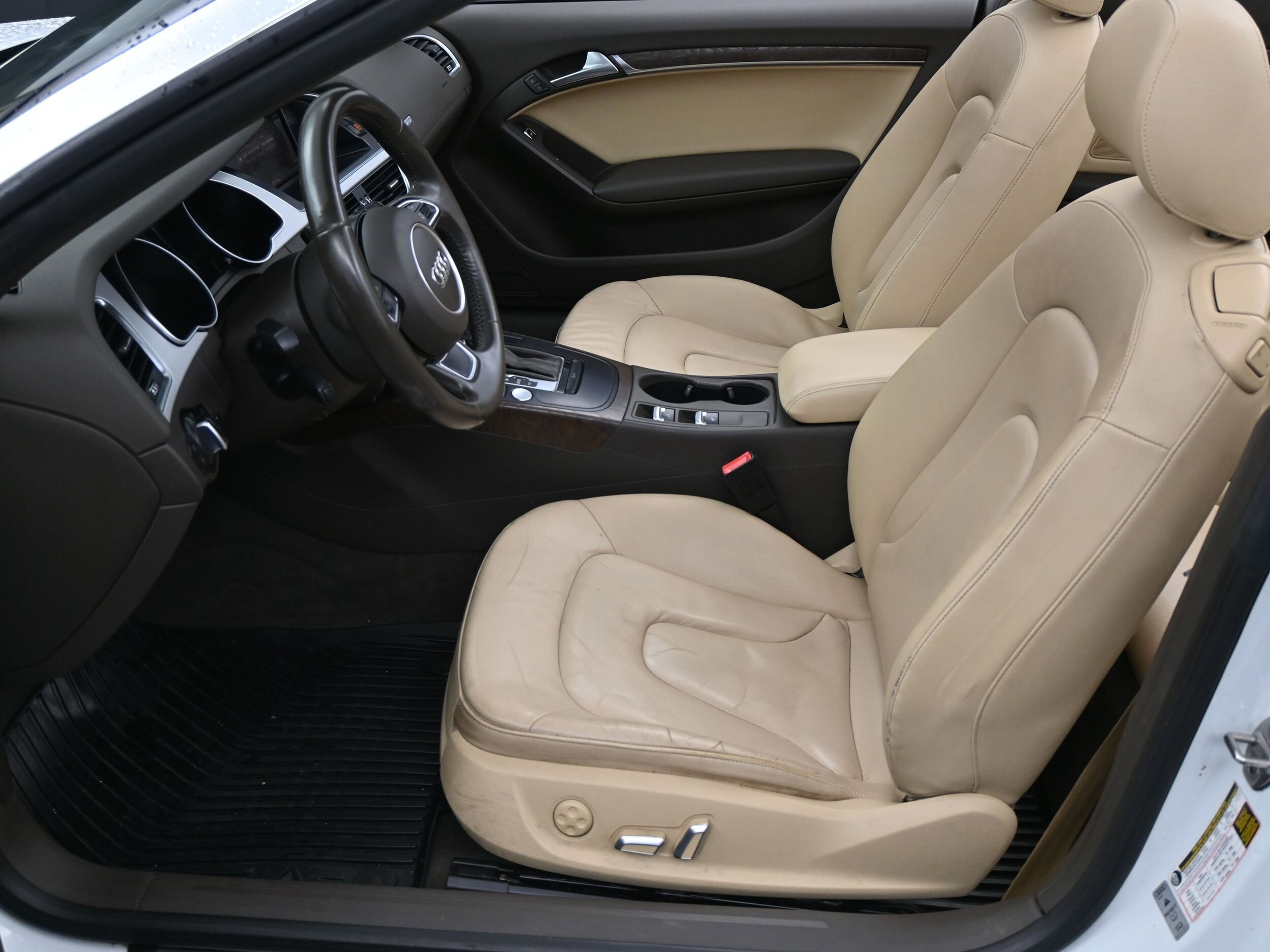 2016 Audi A5 2.0T Premium Cabriolet photo 4